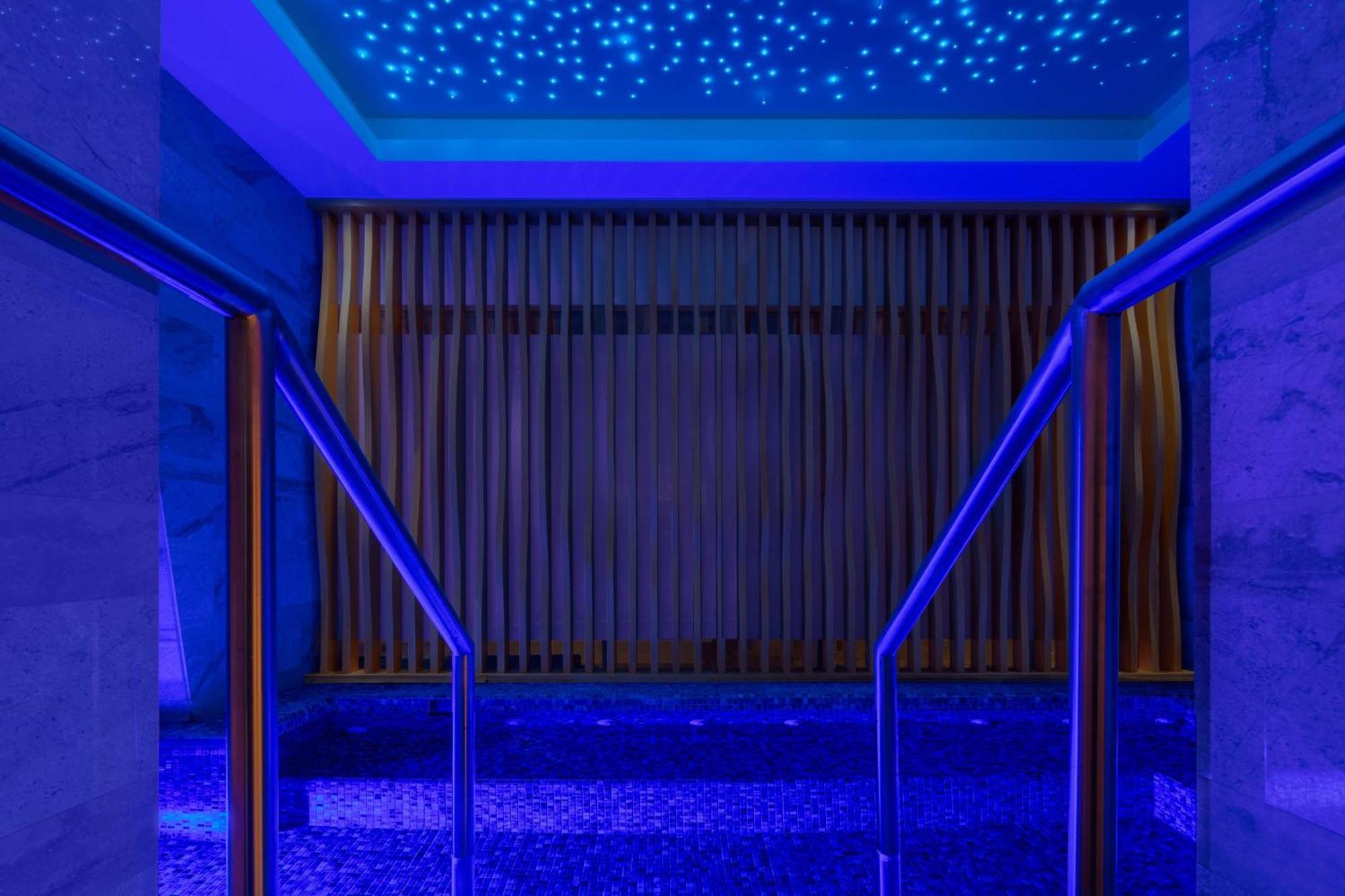 Hyatt Regency Riyadh Olaya Екстер'єр фото The organ
