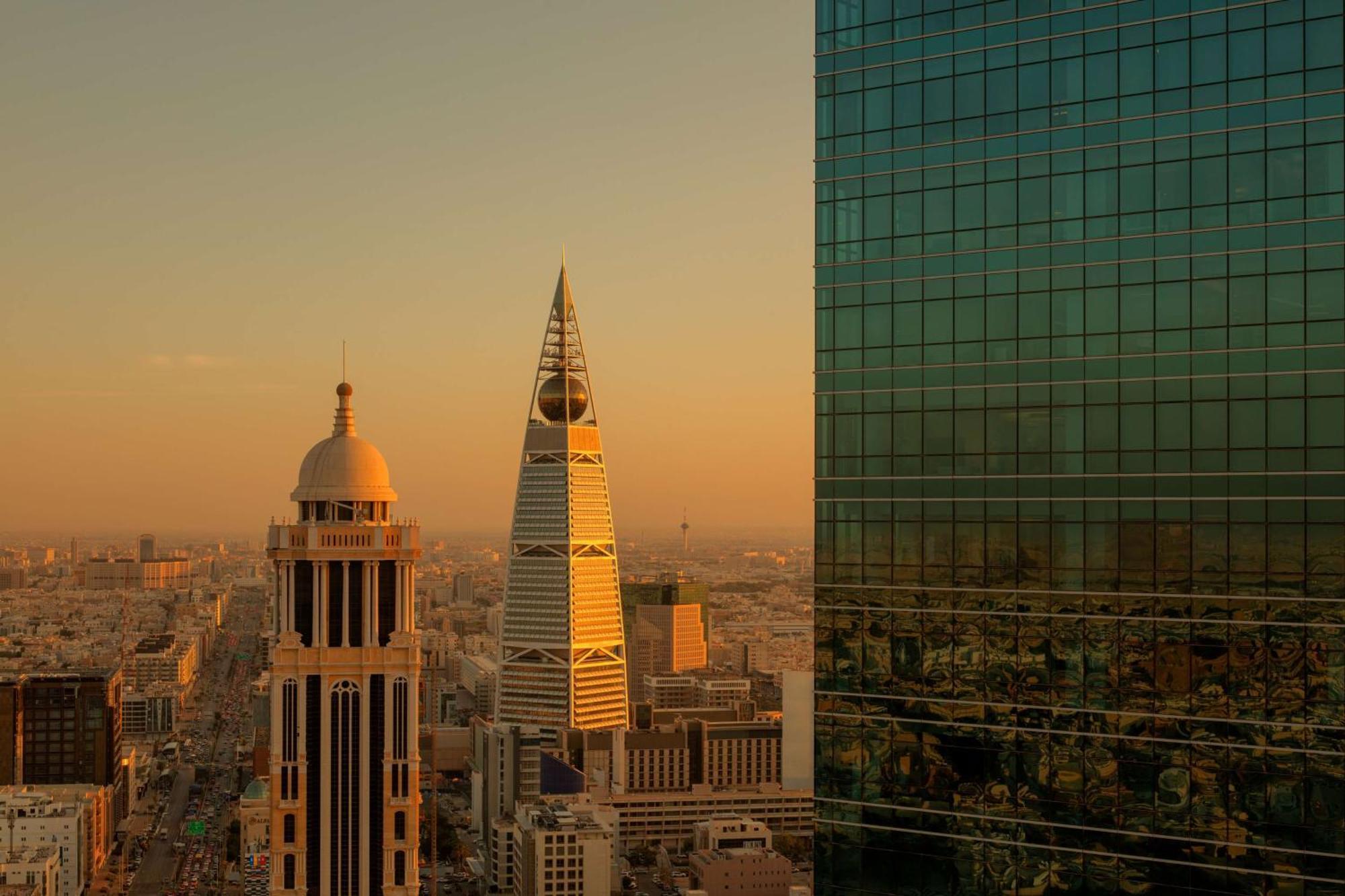 Hyatt Regency Riyadh Olaya Екстер'єр фото Kingdom Centre, Riyadh