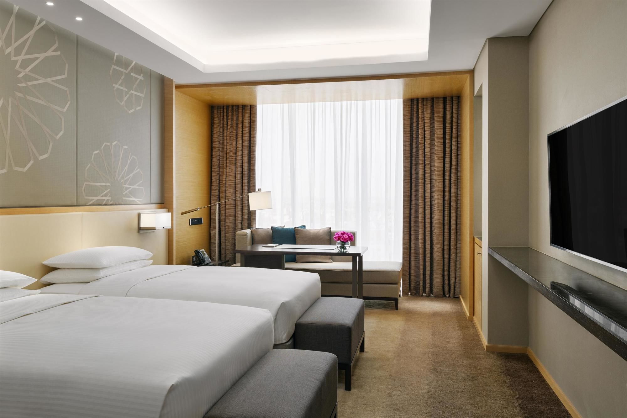 Hyatt Regency Riyadh Olaya Екстер'єр фото Deluxe Room